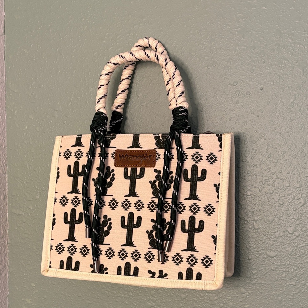 Wrangler Black and Cream Cactus Tote
